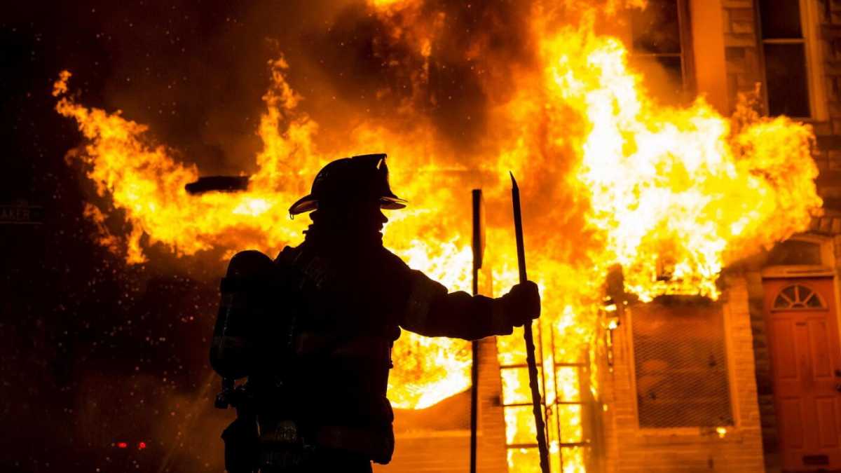 Immagine di Stati Uniti, dopo una notte di proteste a Baltimora viene schierato l'esercito