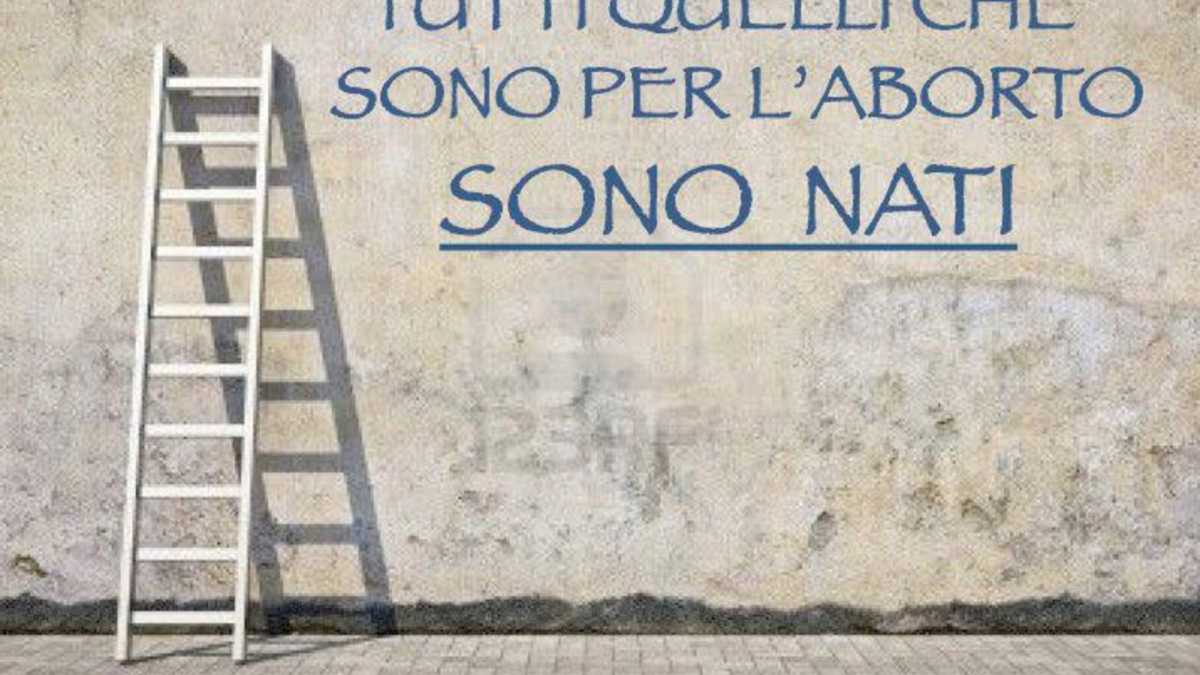 Immagine di Resa amara di un cattolico di minoranza al demente Zeitgeist, con whisky