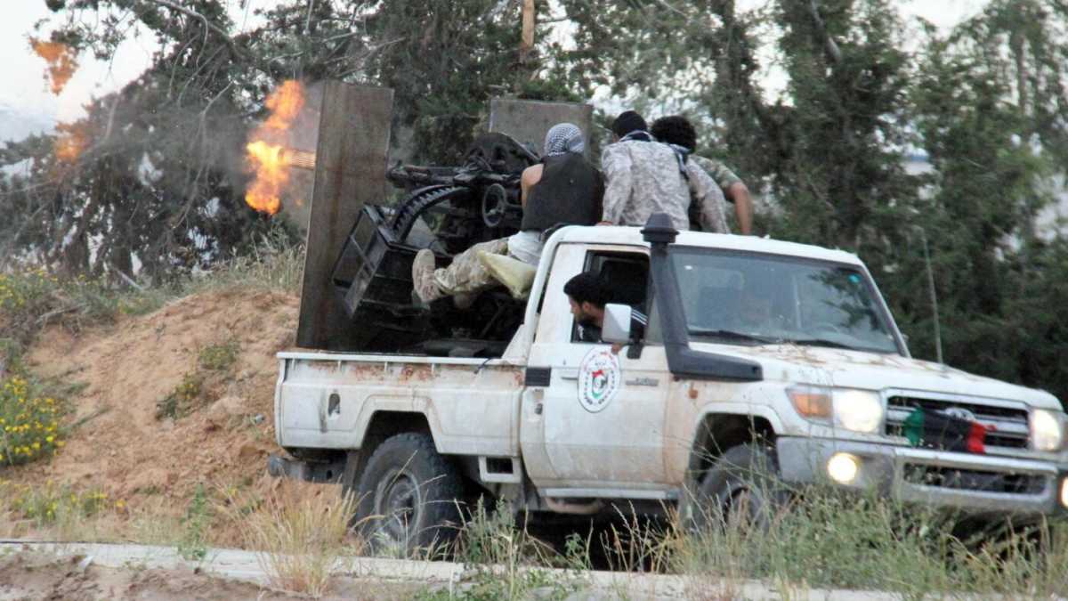 Immagine di Milizie Spa. Ecco i traffici dei nuovi signori della guerra libici