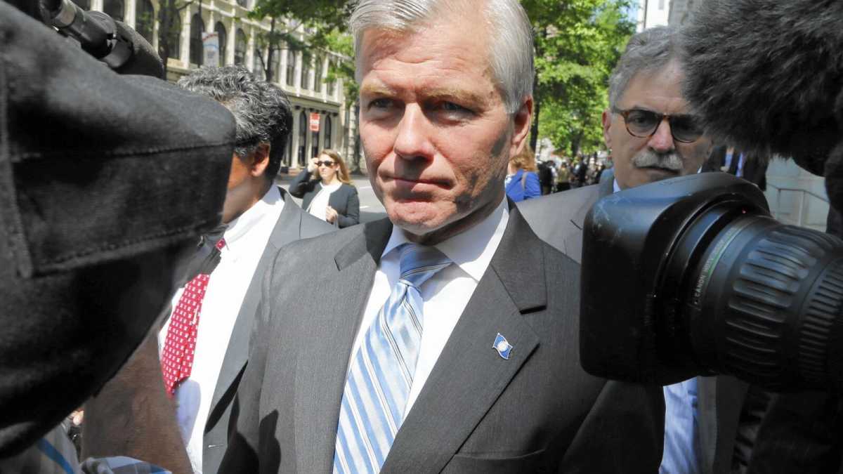 Immagine di Politics is not a crime, stupid