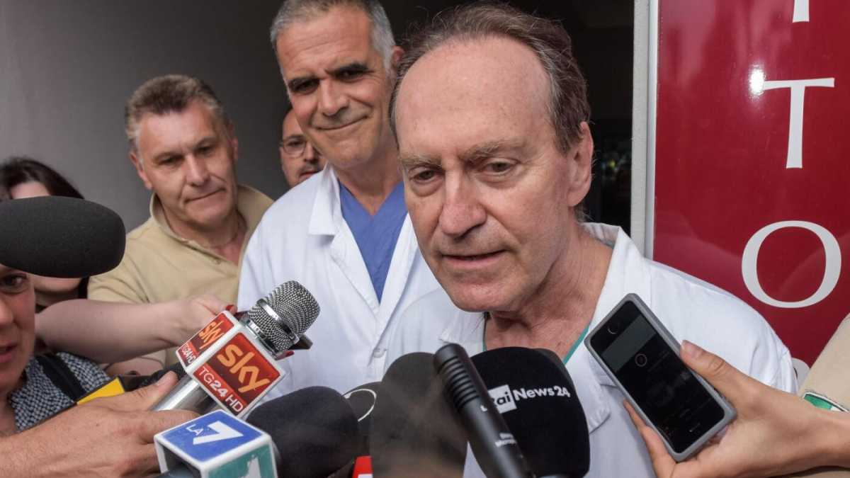 Immagine di L'operazione al cuore di Silvio Berlusconi e le indagini sull'attacco a Parigi. Le notizie del giorno in breve