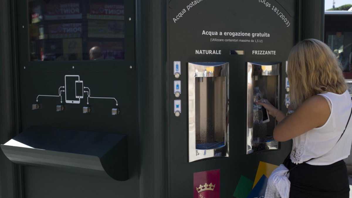 Immagine di Vecchio “nasone,” quanto tempo è passato: a Roma è giunta l’ora delle “case dell’acqua”