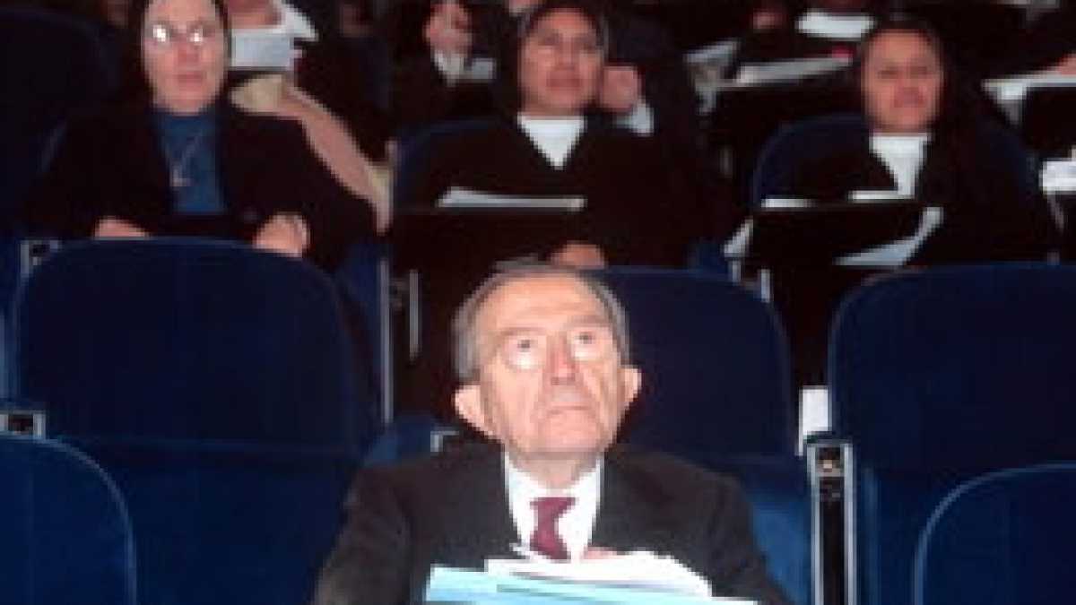 Immagine di Andreotti, statista al bacio