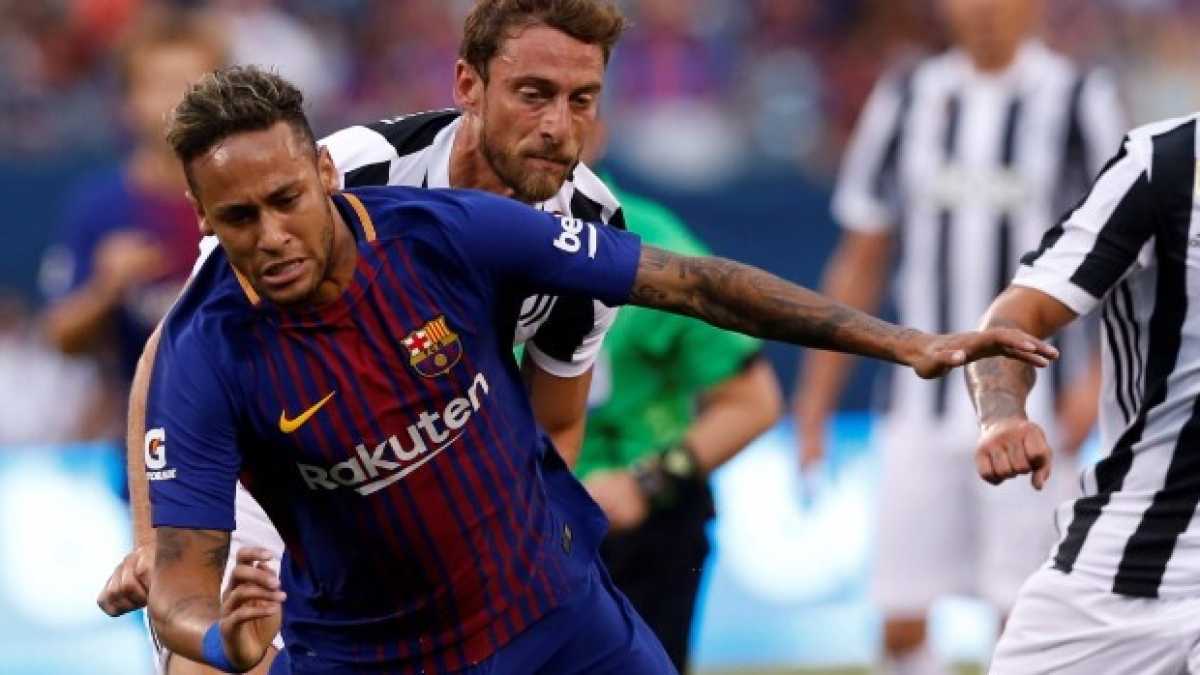 Immagine di Il golpe di Maduro, l'iPhone da 1.400 dollari e Neymar. Di cosa parlare stasera a cena