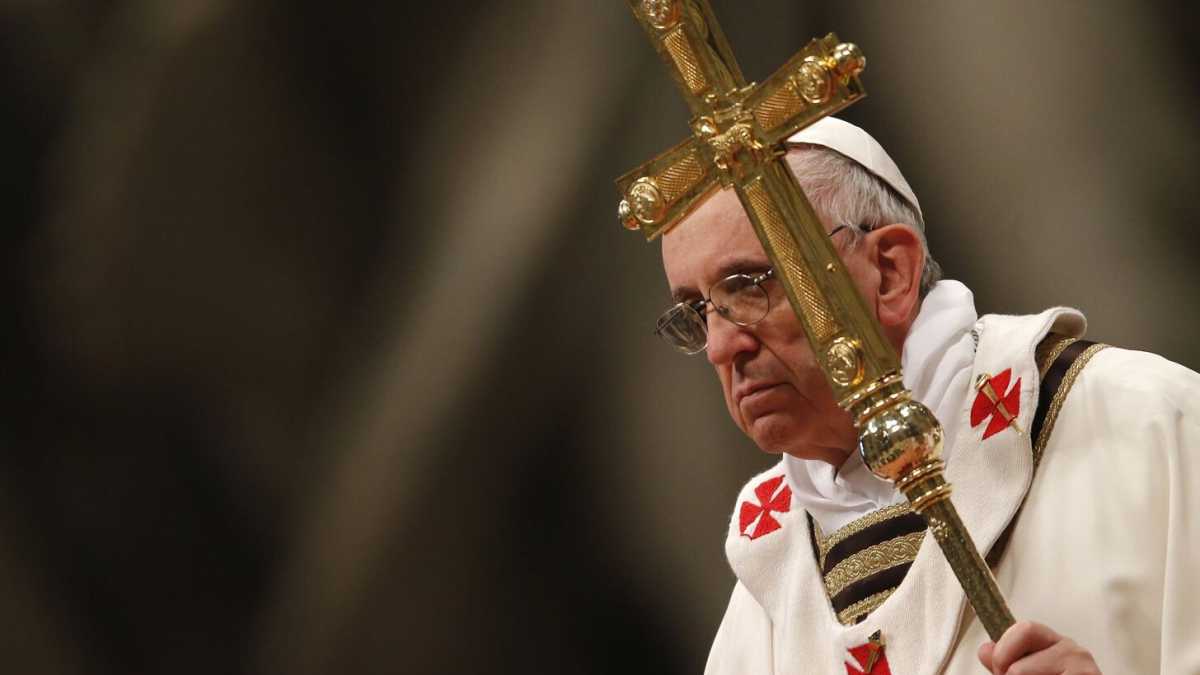 Immagine di Il Papa mette in riga ribelli e chiacchieroni: “Il segno dell’unità sono io”