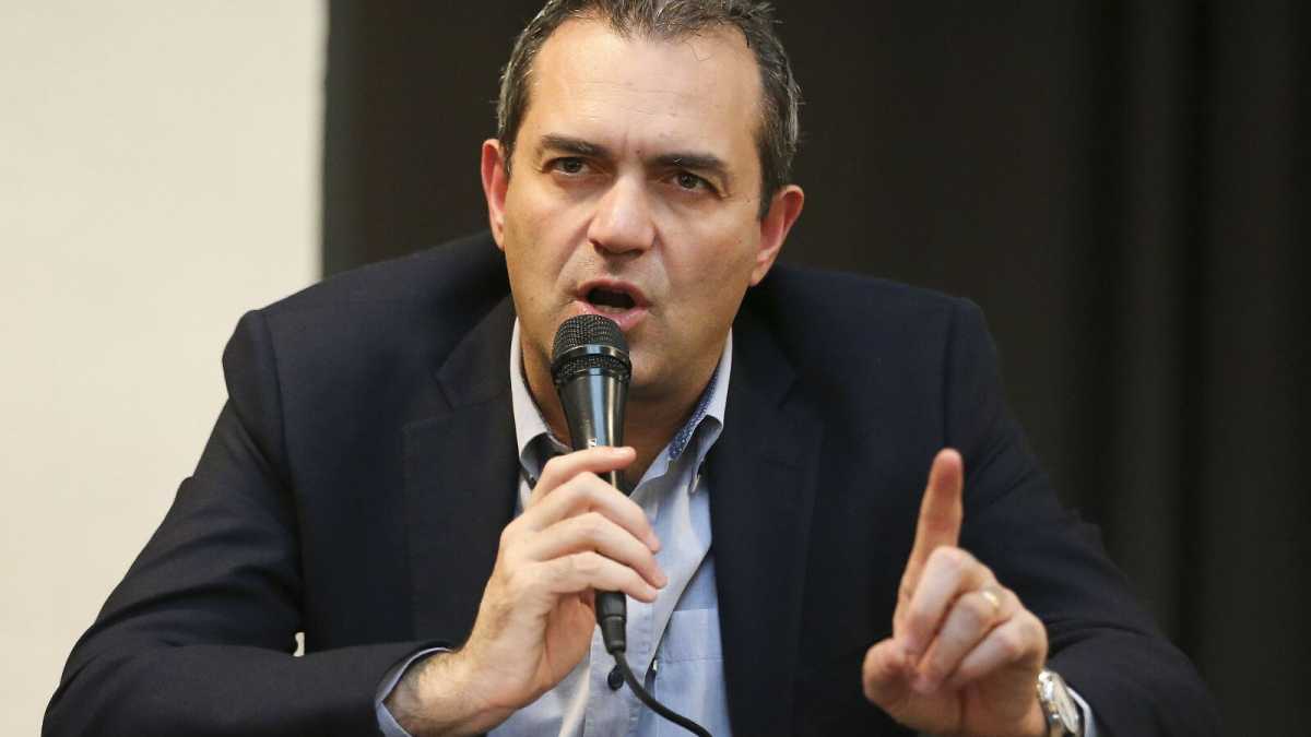 Immagine di 2011-2016. De Magistris, Emiliano e l’ossessione di far resuscitare la “Cosa arancione” (fallita)