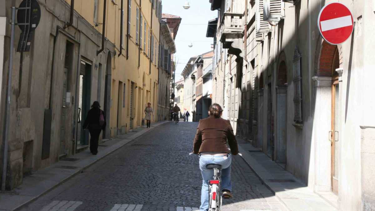 Immagine di Vogliamo andare "contromano" in bicicletta