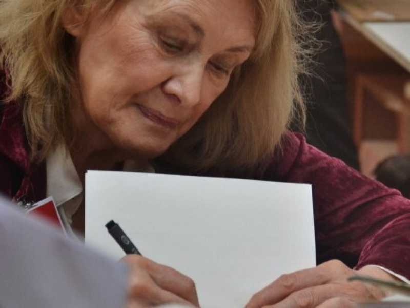 La scrittrice Annie Ernaux