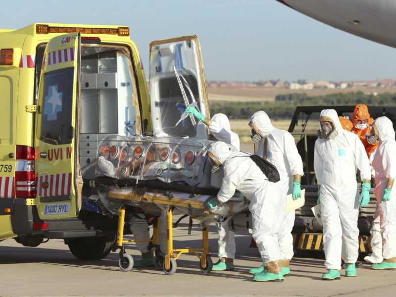 L'arrivo di Miguel Pajares a Madrid (Foto Lapresse)