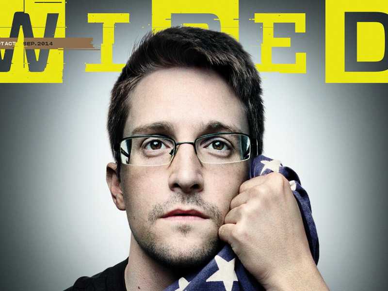 La copertina di Wired con Edward Snowden