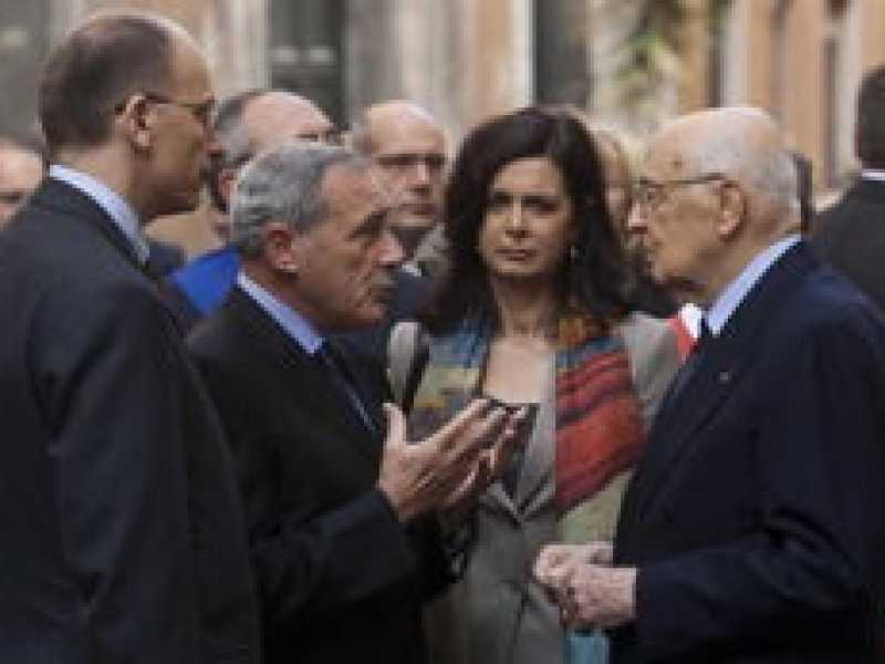 Napolitano: "Fermare le violenze prima che si trasformino in eversione"