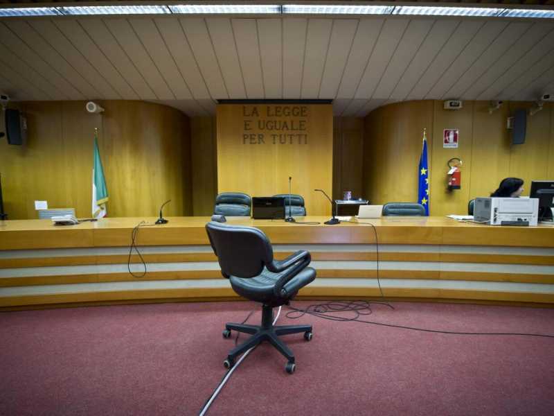 L'Aula di tribunale prima dell'ultima udienza d'appello del processo Eternit (foto LaPresse)
