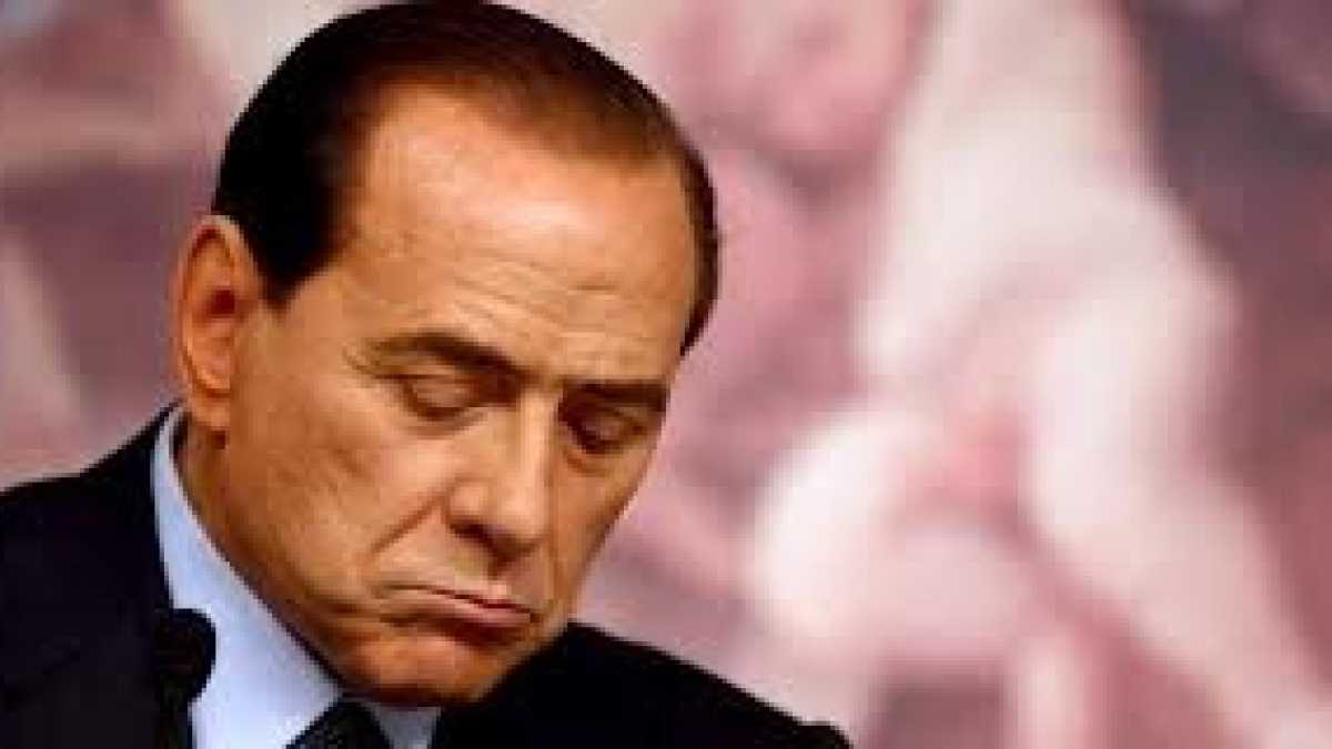 Immagine di Il Cav. condannato e il gusto di fare gol in fuorigioco