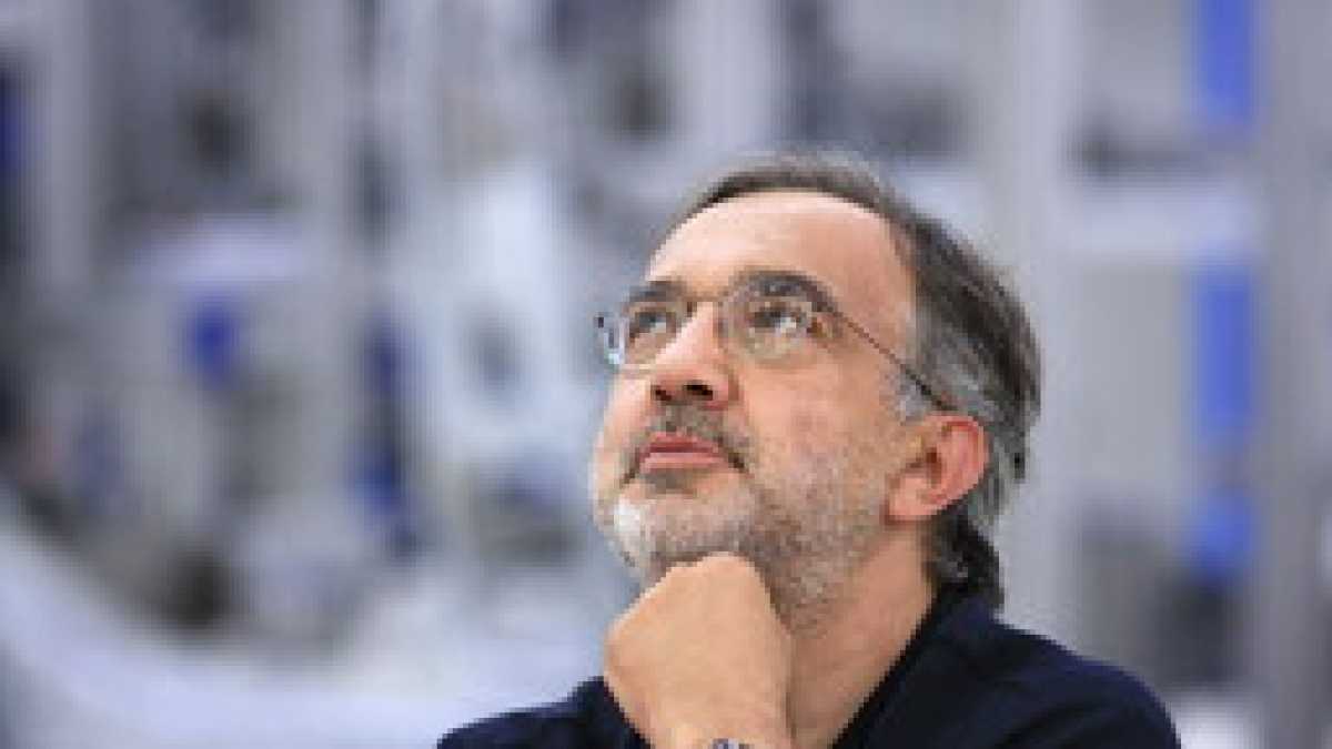 Immagine di Parigi nazionalizza Peugeot e isola Marchionne in Europa