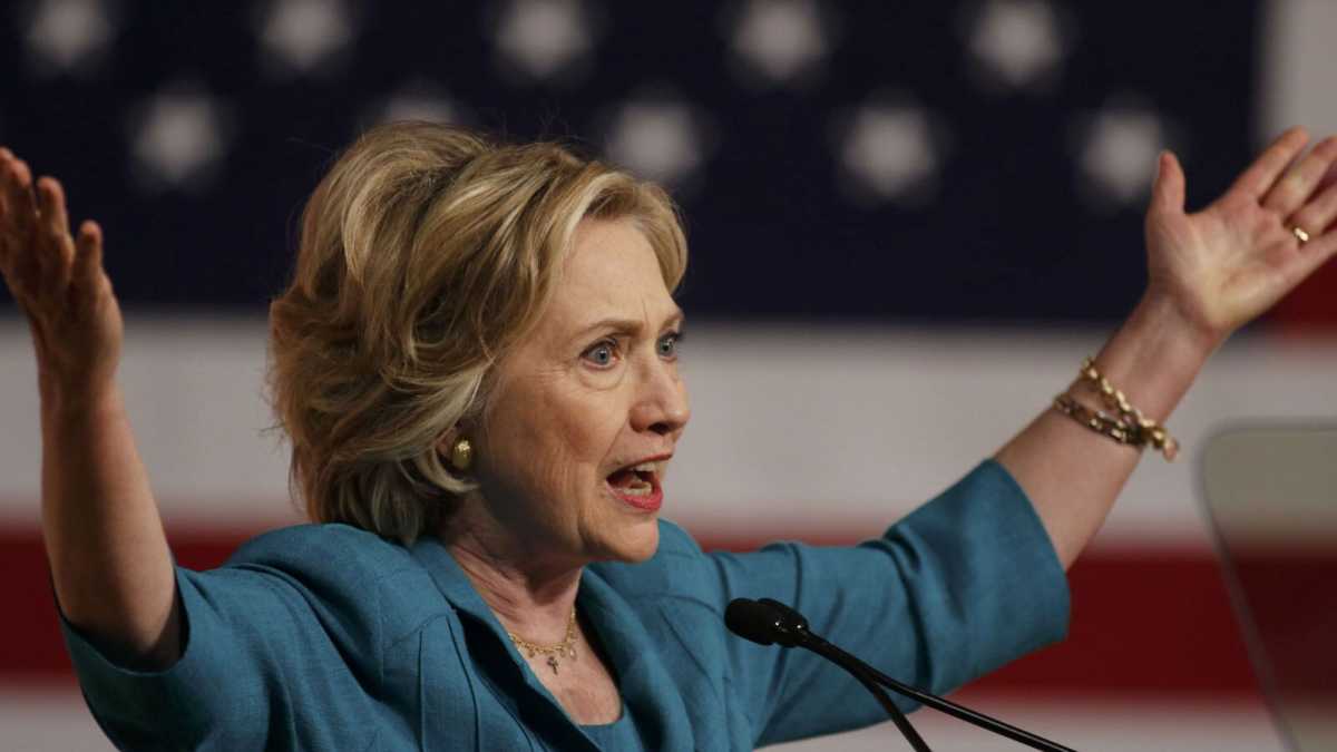 Immagine di La guerra al califfo, il crollo di Jeb e Hillary e il museo delle relazioni finite. Di cosa parlare stasera a cena