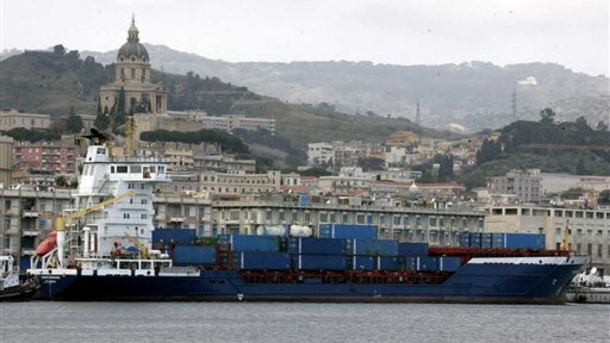 Immagine di Droga: Gdf blocca nave con 40 tonnellate hashish