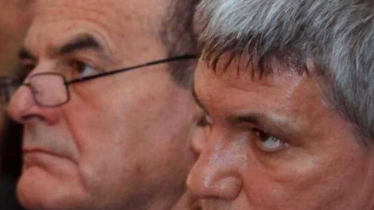 Immagine di Bersani e Vendola contro i banditi della finanza: osceno