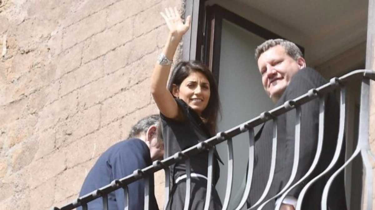 Immagine di Virginia Raggi mette nei guai i gelati