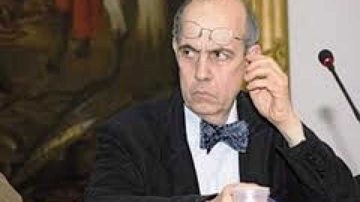 Immagine di Noi cani sciolti siamo fuori dalla rissa per l’osso del rinnovamento. Parla Marco Tarchi