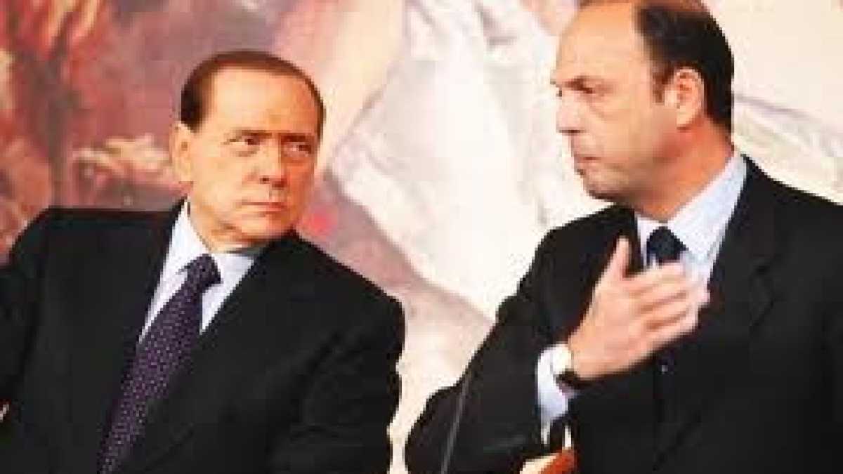 Immagine di Così il Cav. si è fatto ridare la palla
