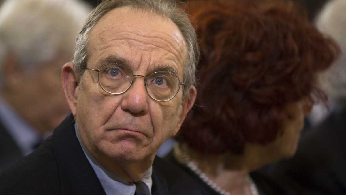 Immagine di Padoan ha in mente una frustata al risparmio per aiutare le imprese