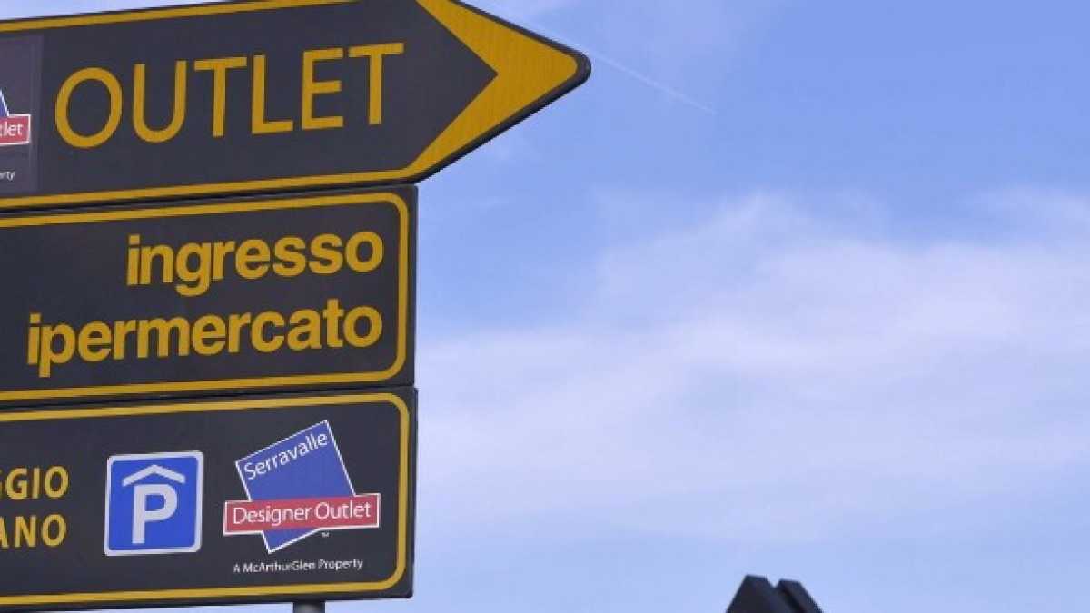 Immagine di Benedetto outlet