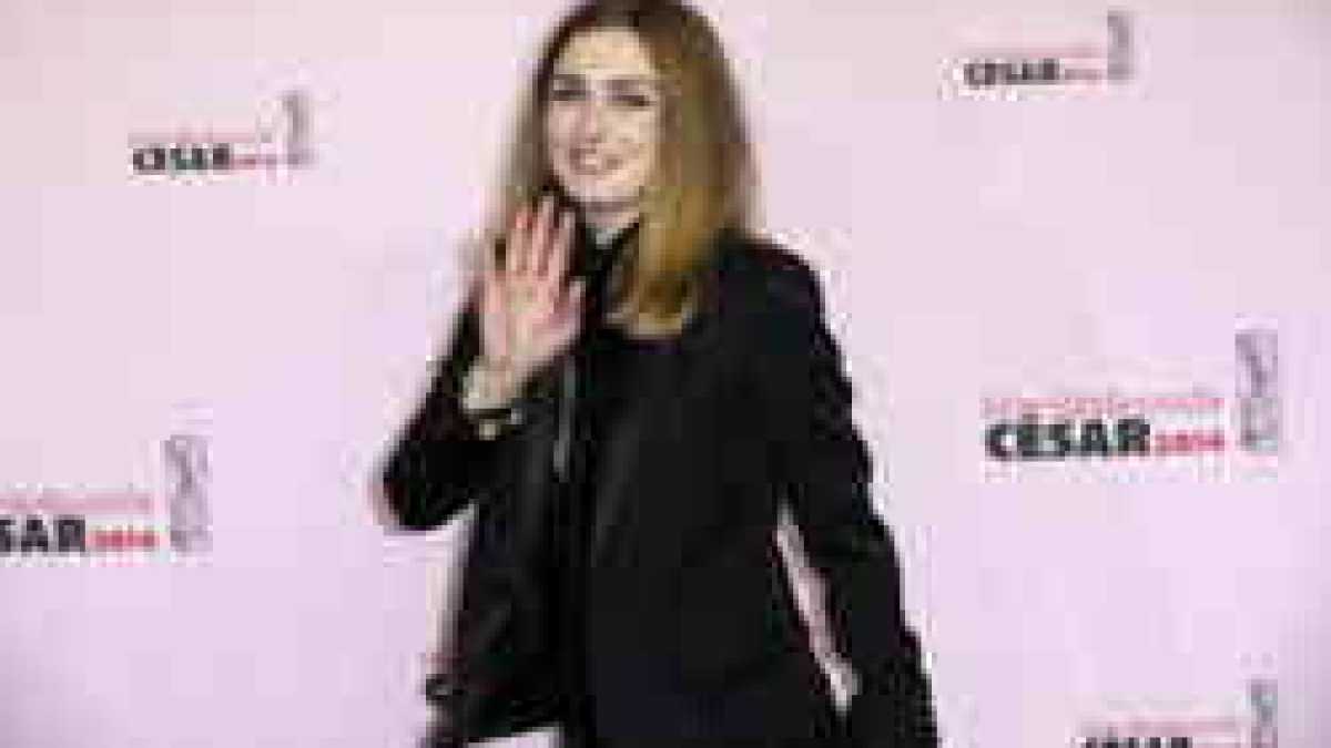 Immagine di Julie Gayet e le spose bambine