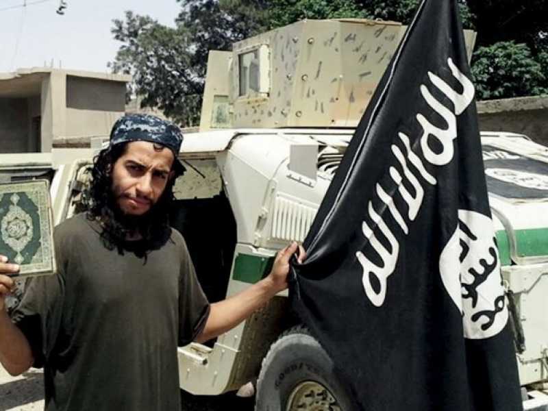 La morte di Abdelhamid Abaaoud, l'Intifada dei coltelli e Ernest Hemingway. Di cosa parlare stasera a cena