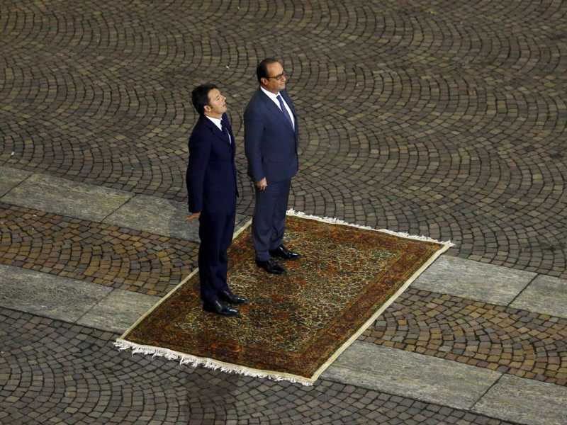 Francois Hollande e Matteo Renzi (foto LaPresse)