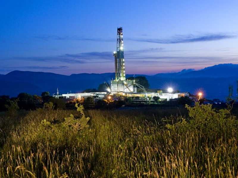 Lo schiaffone petrolifero