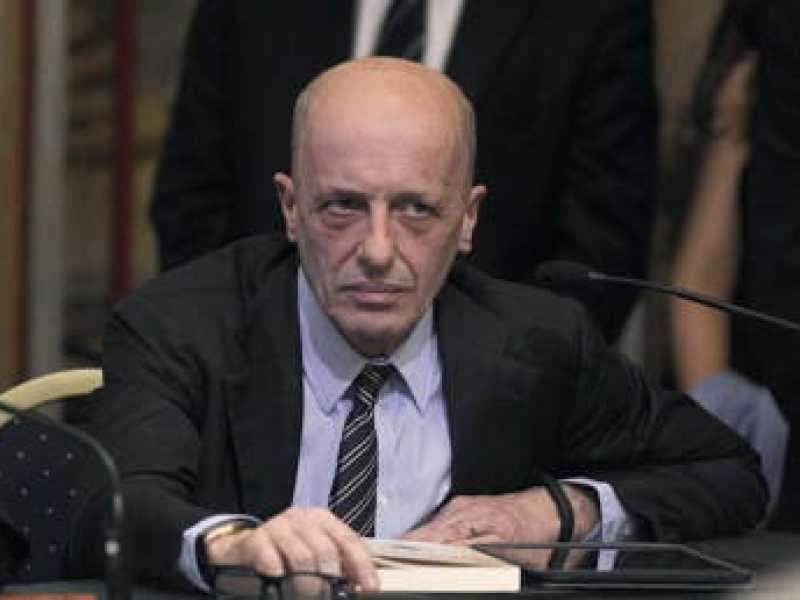 Sallusti spiega perché tante volte è meglio non avere un pensiero