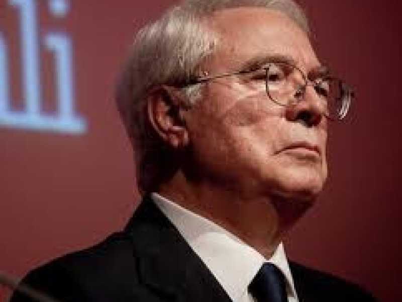 Il “groviglio armonioso” che ha soffocato Mps decrittato da Geronzi