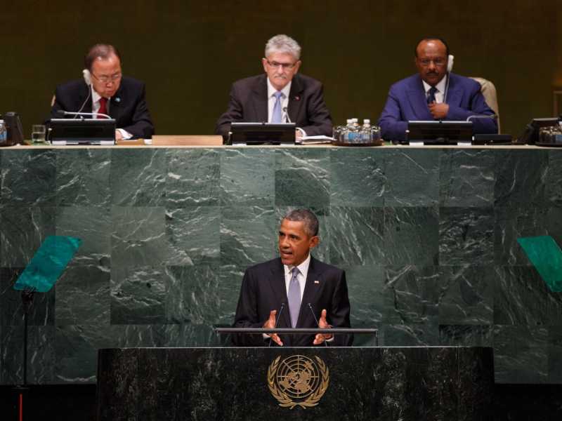 Obama-Putin amici per forza, l'acqua su Marte e Paulo Sousa. Di cosa parlare stasera a cena
