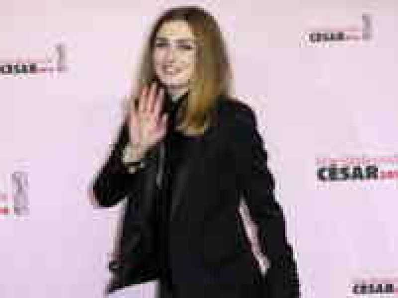 Julie Gayet e le spose bambine