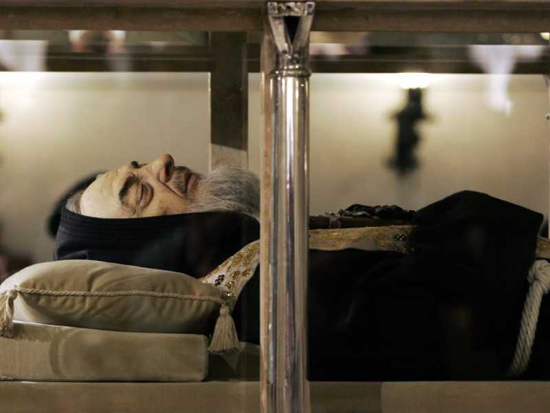 Il corpo di San Pio da Pietrelcina, canonizzato nel 2002, sar&agrave; esposto in San Pietro dall&rsquo;8 al 14 febbraio 2016