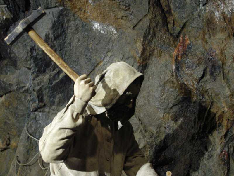 Perché è iniziato il “grande buio” dell’industria mineraria