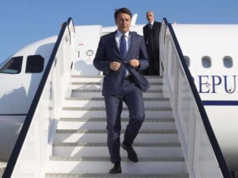 Elogio del "super-jet" turistico della politica che non è Casta