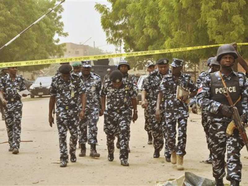 Forze di polizia nigeriane a Kano (Foto Ap)