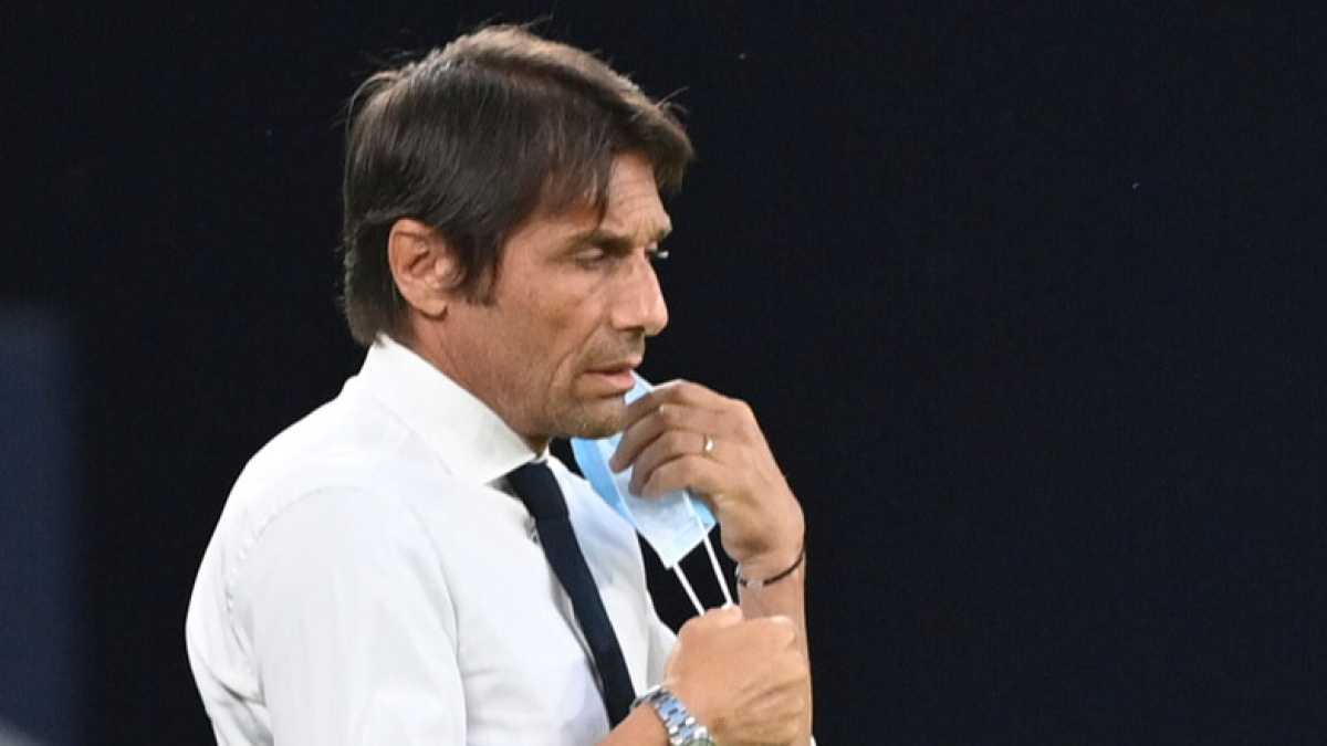 Immagine di Come un ospite a casa propria. L’insoddisfazione di Antonio Conte