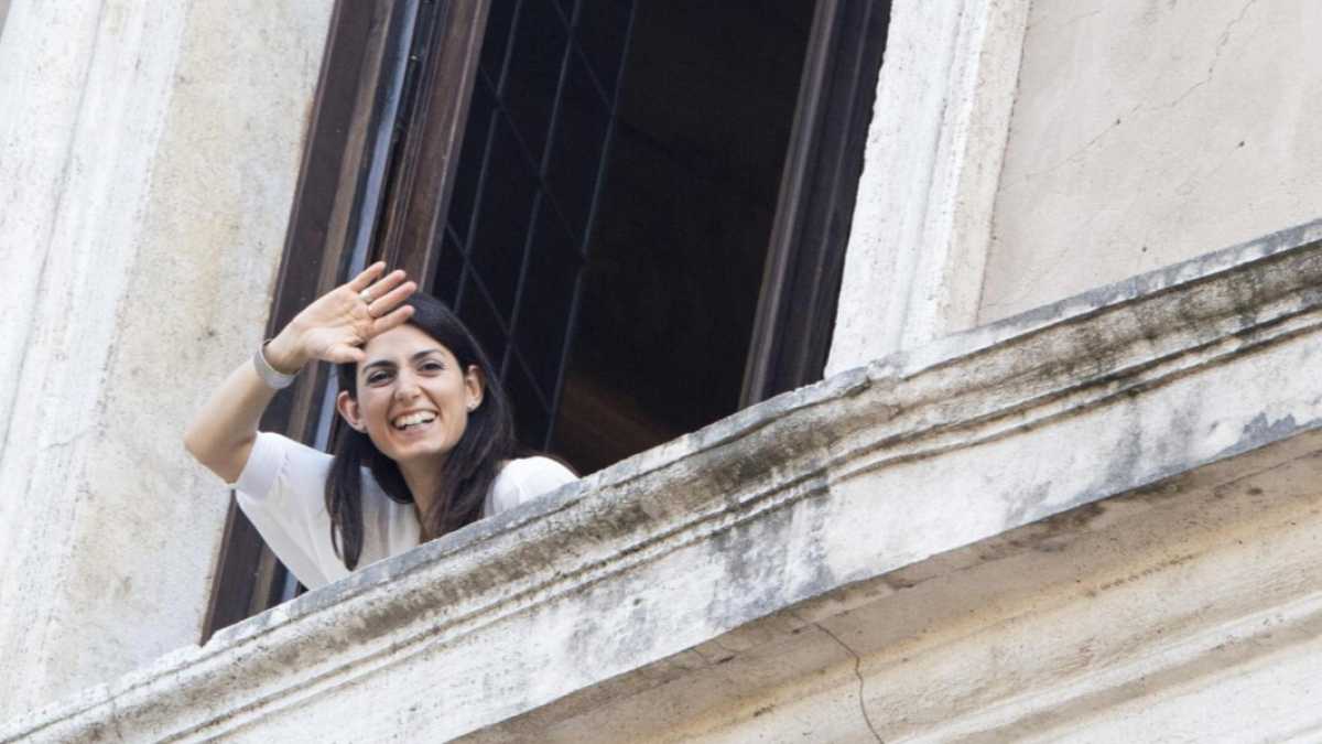Immagine di Raggi: "Mi ricandido sindaco di Roma"
