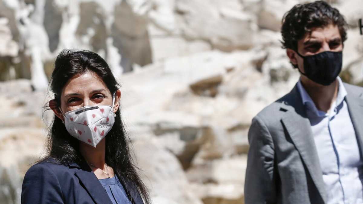 Immagine di Il M5s romano è in subbuglio: anche Enrico Stefano boccia la ricandidatura della Raggi