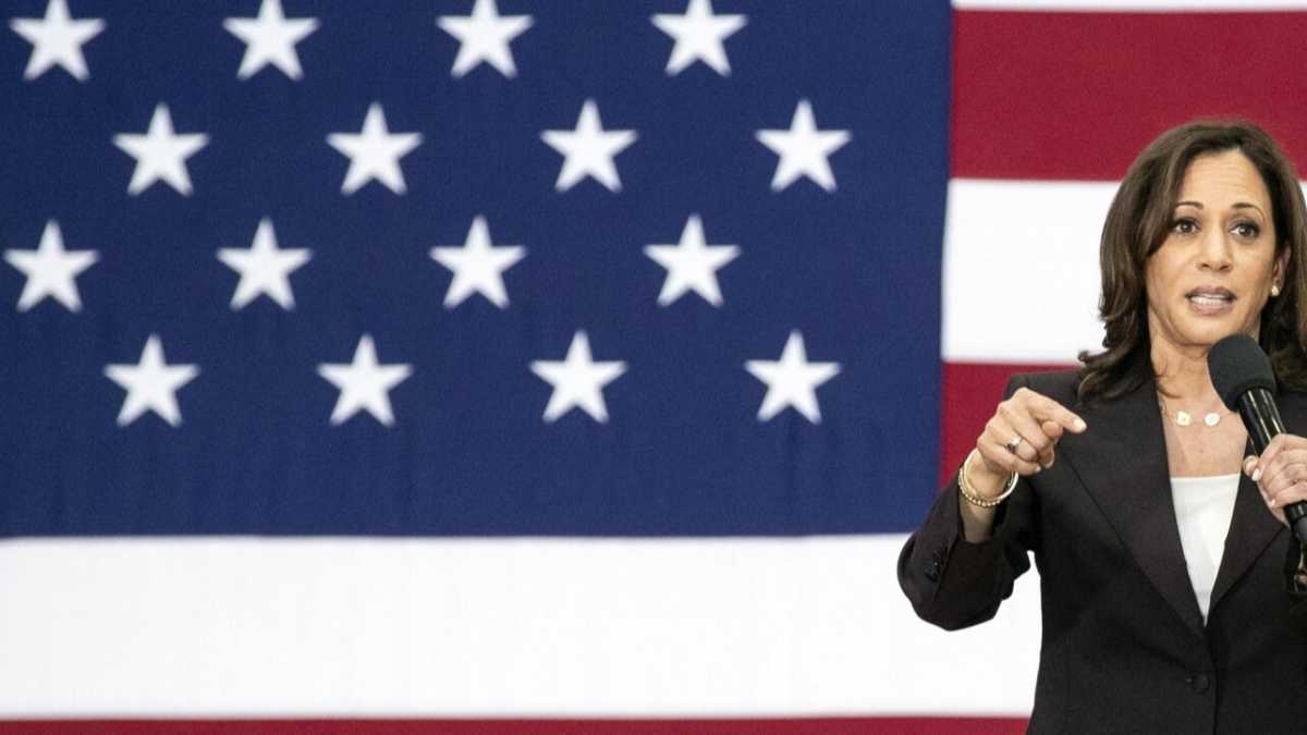 Immagine di “Kamala is a cop”. E allora?