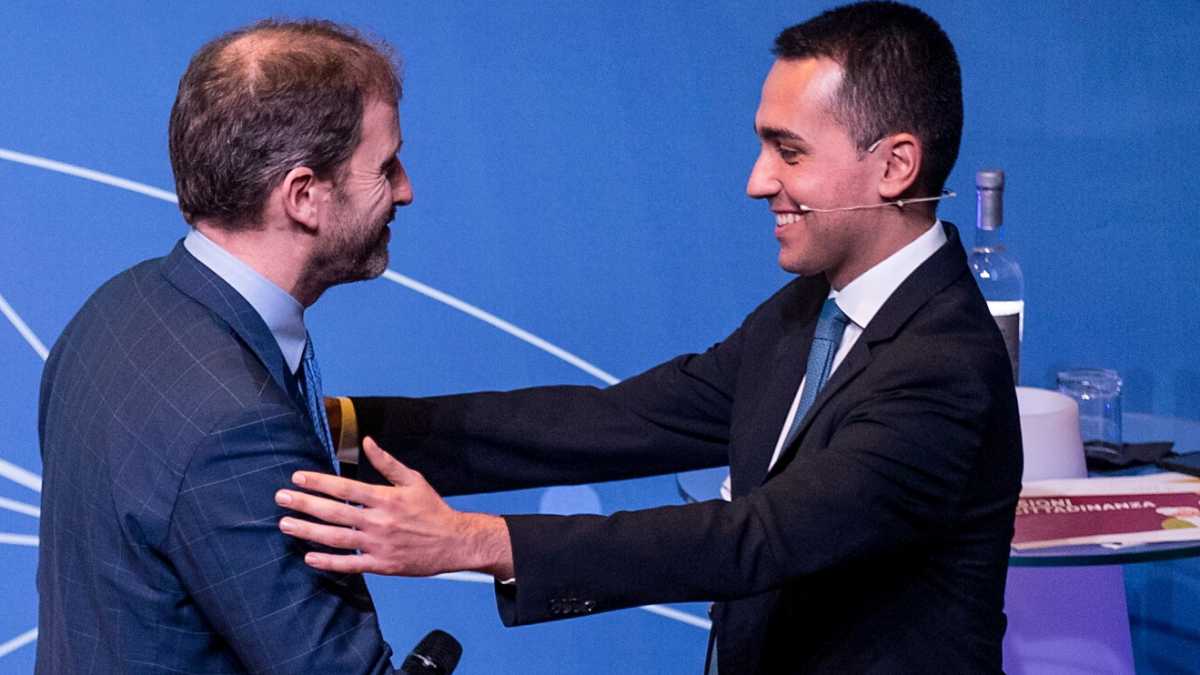 Immagine di Il Vaffa di Di Maio a Casaleggio