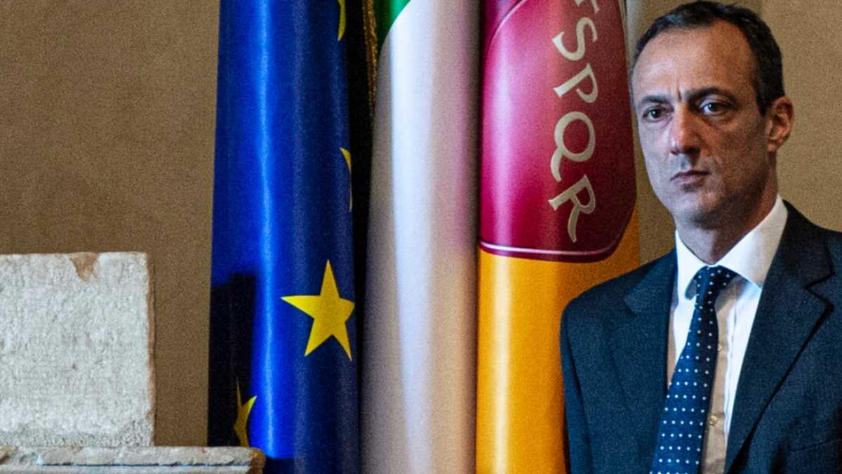 Immagine di La Raggi manda in pezzi il M5s romano. Ora anche De Vito si fa un suo movimento