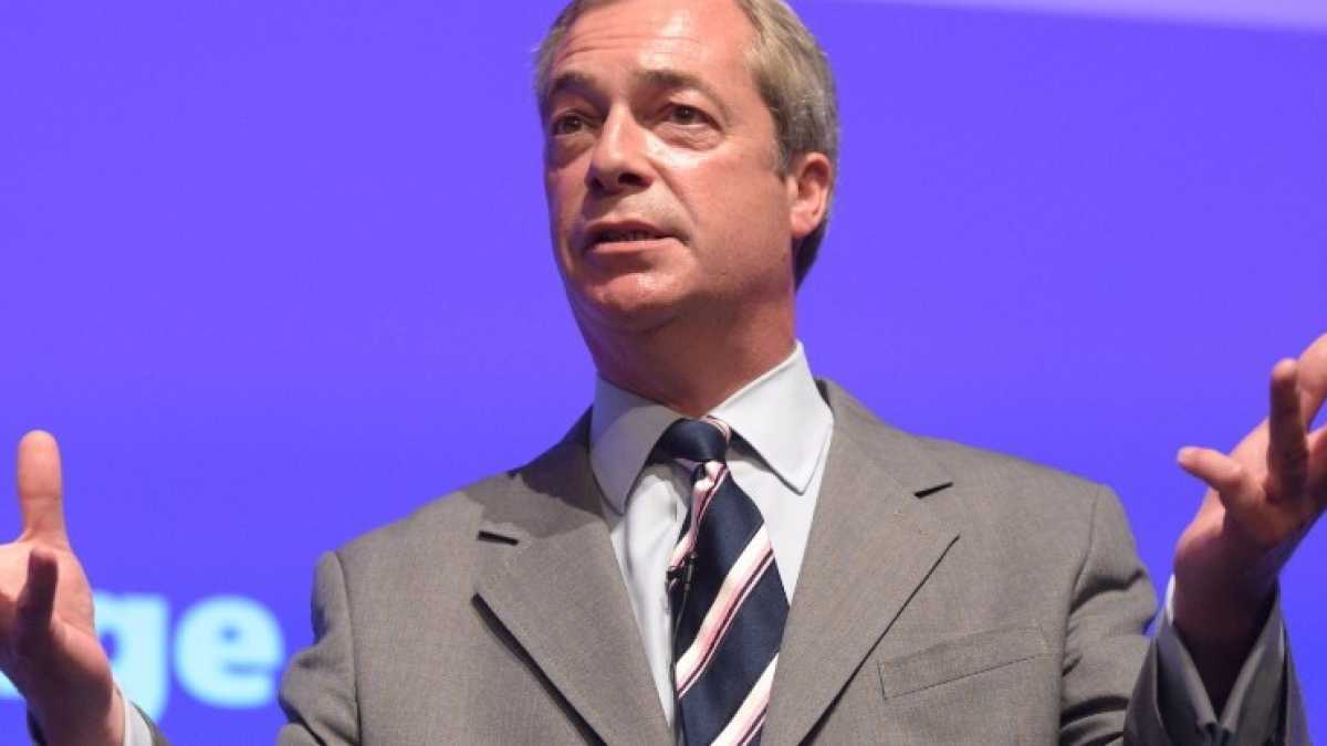 Immagine di La diplomazia post veritativa spiegata da Farage