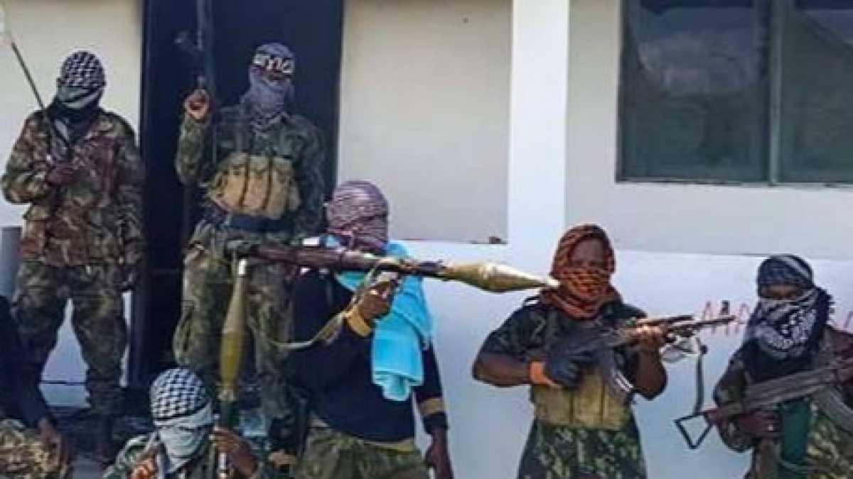Immagine di Lo Stato islamico prende una città sulla costa in Mozambico (occhio a Eni)