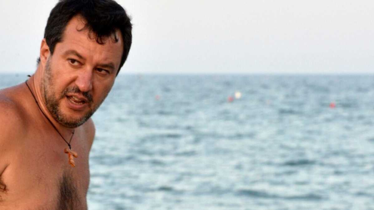 Immagine di L’unico pericolo pubblico è Salvini rimasto in discoteca