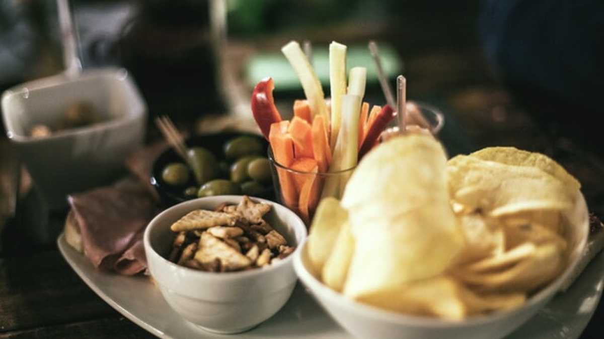 Immagine di Perché il Tar poteva salvarci dagli aperitivi inguardabili ma non l'ha fatto