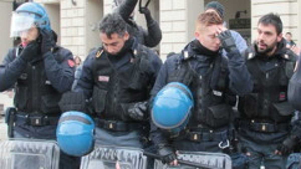 Immagine di Lo sbirro sotto il casco