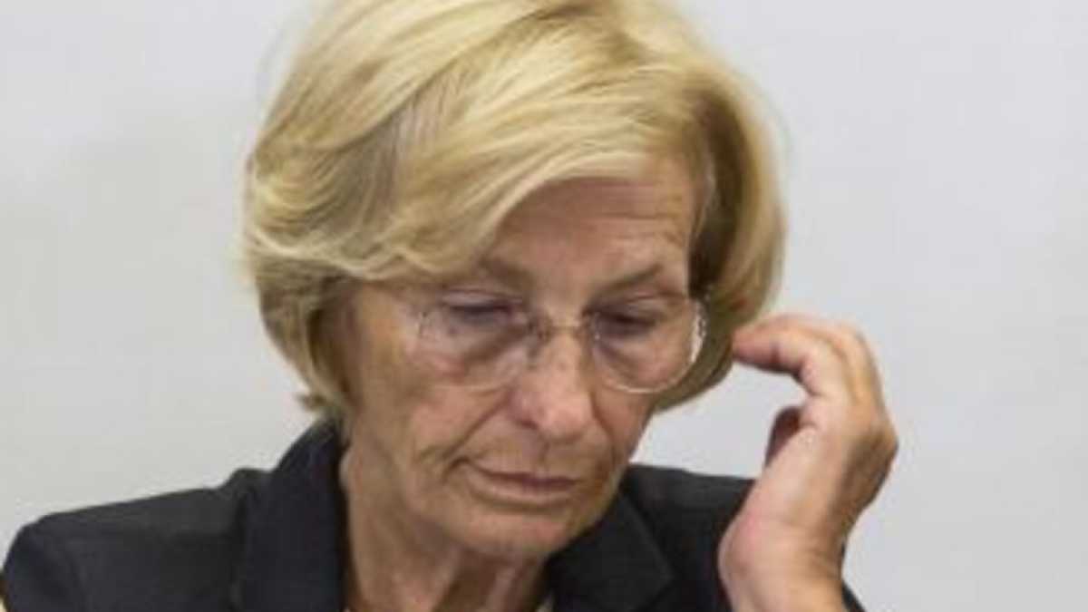 Immagine di Bonino e le basi della politica estera